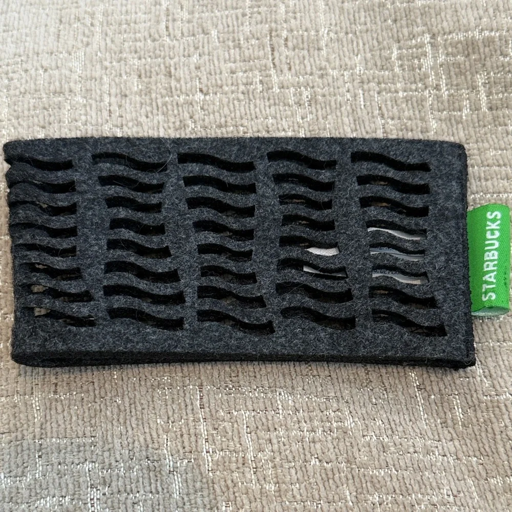 Starbucks Reusable Coffee Cup Sleeves Bundle of 3 Holiday Red Green Zig-Zag